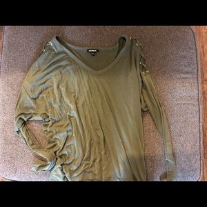 Long sleeve olive green t shirt